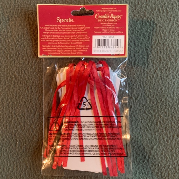 NIP Spode “Christmas Tree” gift tags. 3 packages of 12. Approx 1 3/4” x 3 3/4” - Picture 10 of 16